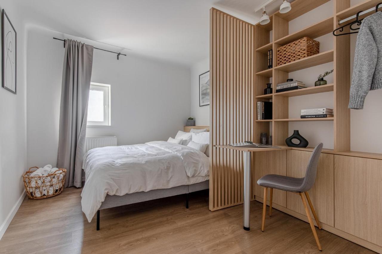 Little Attic By Citylife Suites Bucharest Exterior photo